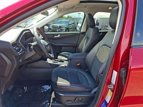 Used 2022 Ford Escape SEL w/ SEL Stealth AWD Package image 13