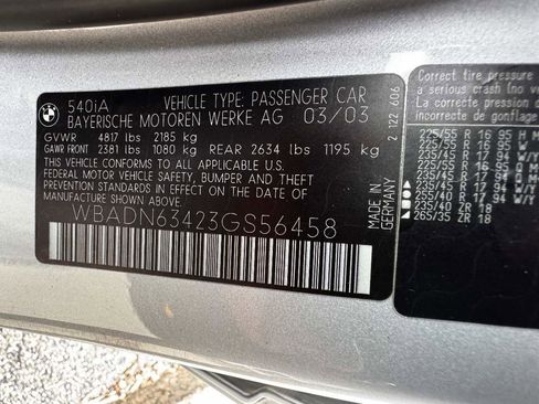 Used 2003 BMW 540i Sedan image 28