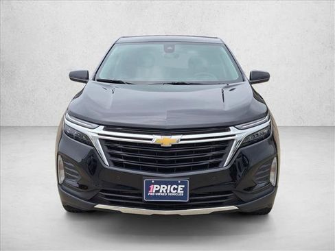 Used 2024 Chevrolet Equinox LT AWD/4WD image 2