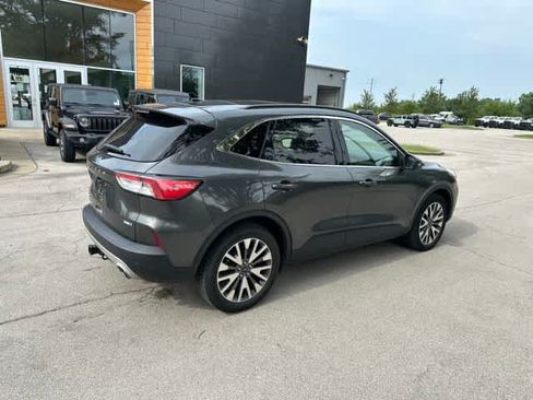 Used 2020 Ford Escape Titanium AWD/4WD image 21