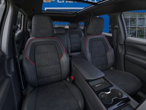 New 2025 Chevrolet Blazer EV RS AWD/4WD image 16