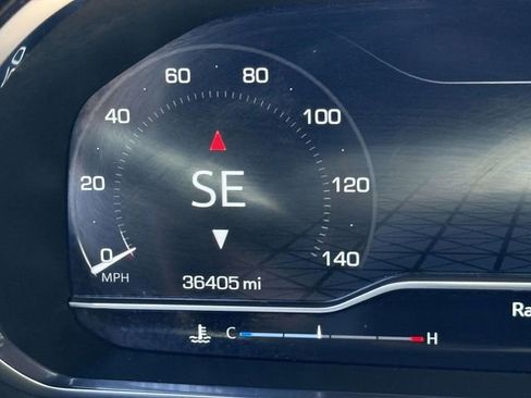 Certified 2024 GMC Yukon AT4 w/ Technology Package AWD/4WD image 25
