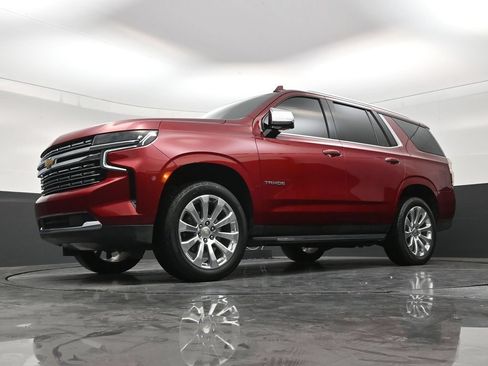 Used 2021 Chevrolet Tahoe Premier w/ Premium Package RWD image 20