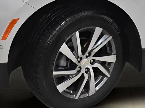 Used 2022 Chevrolet Equinox Premier AWD/4WD image 36