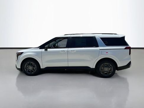 New 2026 Kia Carnival EX FWD image 4