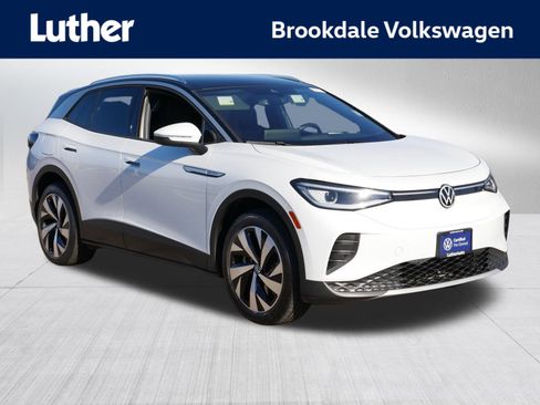 Certified 2022 Volkswagen ID.4 Pro S image 1