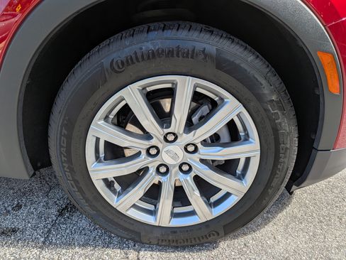 Used 2023 Cadillac XT4 Premium Luxury w/ Cold Weather Package FWD image 12