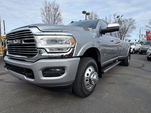 Used 2020 RAM 3500 Laramie image 9