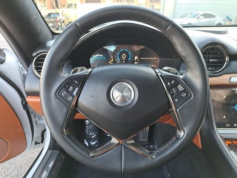 Used 2018 Karma Revero Luxury image 18