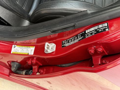 Used 2017 Alfa Romeo Giulia Ti w/ TI 19" Sport Package image 20