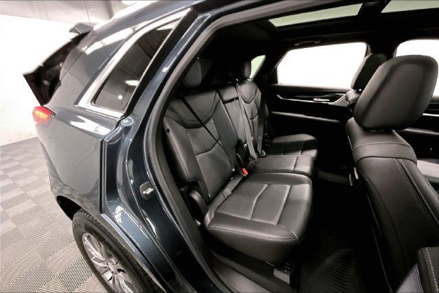 Used 2021 Cadillac XT5 Premium Luxury AWD/4WD image 26