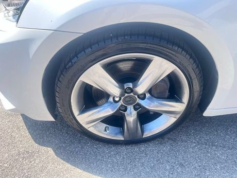 Used 2015 Lexus IS 350 w/ Navigation System Package RWD image 11