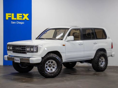Used 2001 Lexus LX 470 4WD image 1