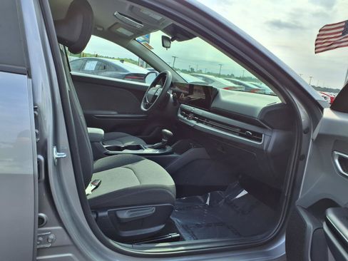 Used 2025 Kia K4 FWD image 21