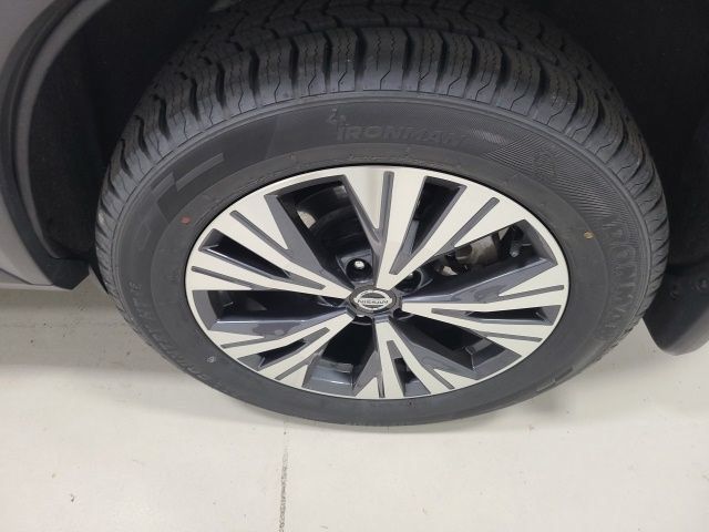Used 2021 Nissan Rogue SV w/ Premium Package AWD/4WD image 40