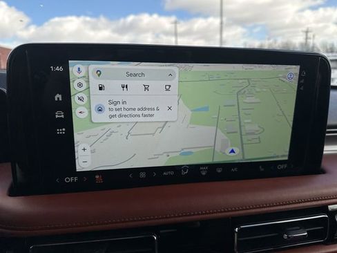 Used 2025 Lincoln Aviator Reserve w/ Luxury Package image 22