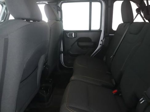 Used 2024 Jeep Wrangler Unlimited Sport AWD/4WD image 26