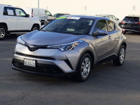 Used 2019 Toyota C-HR LE image 8