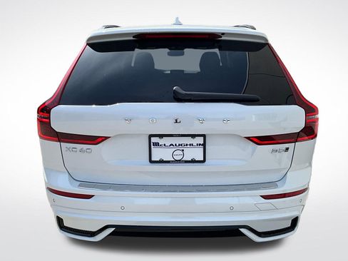 New 2026 Volvo XC60 B5 Plus w/ Climate Package AWD/4WD image 4