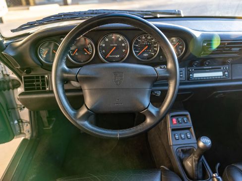 Used 1998 Porsche 911 Carrera S image 18