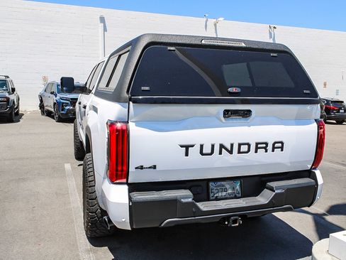 Used 2024 Toyota Tundra Limited AWD/4WD image 8