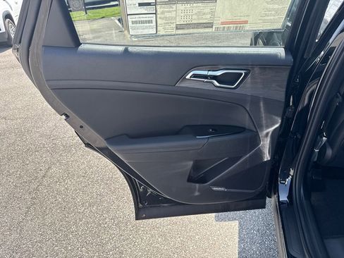 Certified 2025 Kia Sportage X-Pro Prestige AWD/4WD image 22