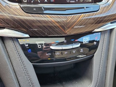 Certified 2023 Cadillac XT6 Premium Luxury w/ Platinum Package AWD/4WD image 16