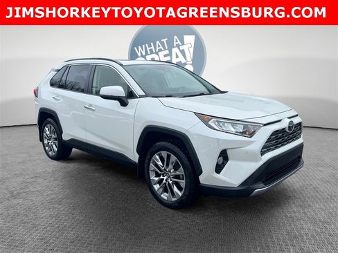 Used 2019 Toyota RAV4 Limited image 1
