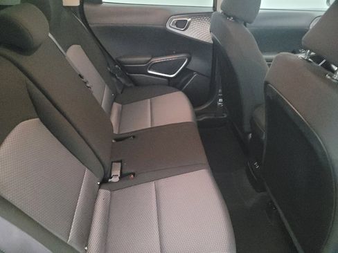 Used 2023 Kia Soul S image 19