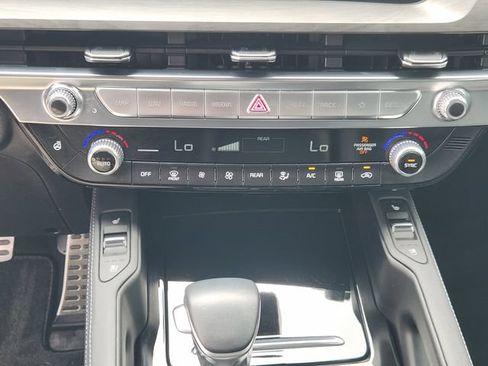 Used 2024 Kia Telluride SX X-Line AWD/4WD image 17