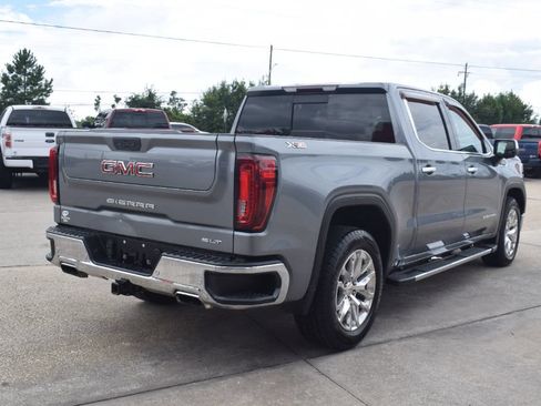 Used 2021 GMC Sierra 1500 SLT w/ SLT Premium Plus Package AWD/4WD image 4