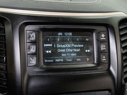 Used 2014 Jeep Cherokee Latitude w/ Comfort/Convenience Group image 16