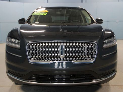 Used 2023 Lincoln Nautilus AWD w/ Premium Package image 26