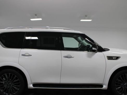 Used 2023 INFINITI QX80 Premium Select w/ Cargo Package image 10