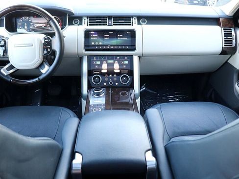 Used 2019 Land Rover Range Rover HSE image 18