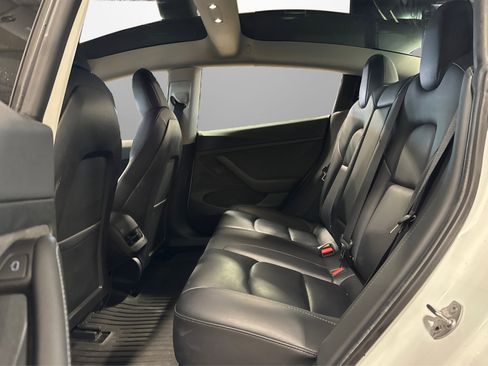 Used 2021 Tesla Model 3 Long Range image 35