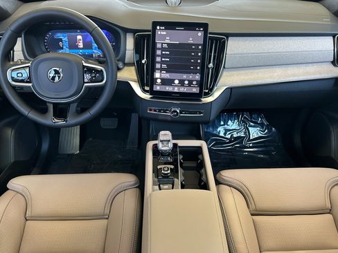 New 2026 Volvo XC90 T8 Ultra w/ Lounge Package AWD/4WD image 10