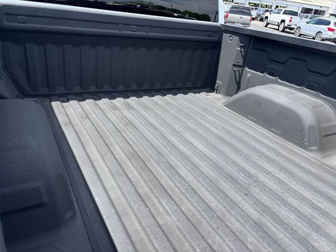 Used 2025 Chevrolet Silverado 1500 Custom image 26