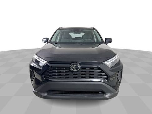 Used 2025 Toyota RAV4 LE AWD/4WD image 3