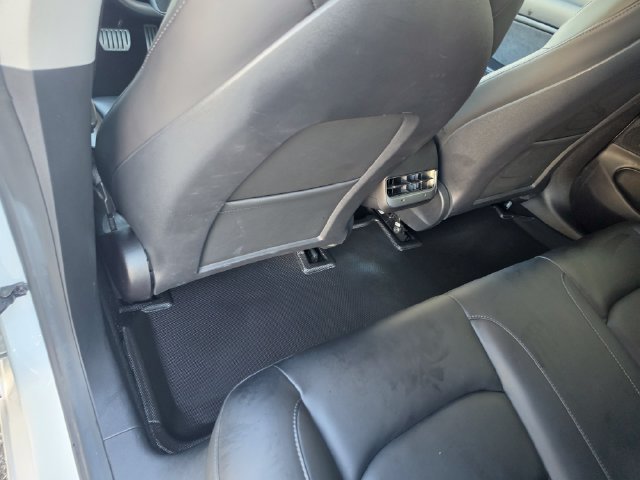 Used 2020 Tesla Model 3 Performance AWD/4WD image 30