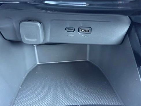 New 2026 Chevrolet Trax LT w/ LT Convenience Package image 24