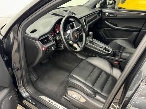 Used 2017 Porsche Macan GTS image 12