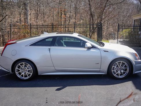 Used 2011 Cadillac CTS V w/ Wood Trim Package image 9