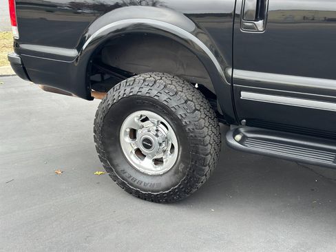 Used 2003 Ford Excursion Limited image 51