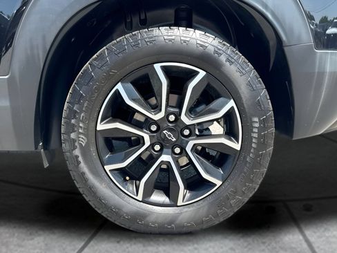 Used 2024 Chevrolet TrailBlazer ACTIV w/ Convenience Package AWD/4WD image 35
