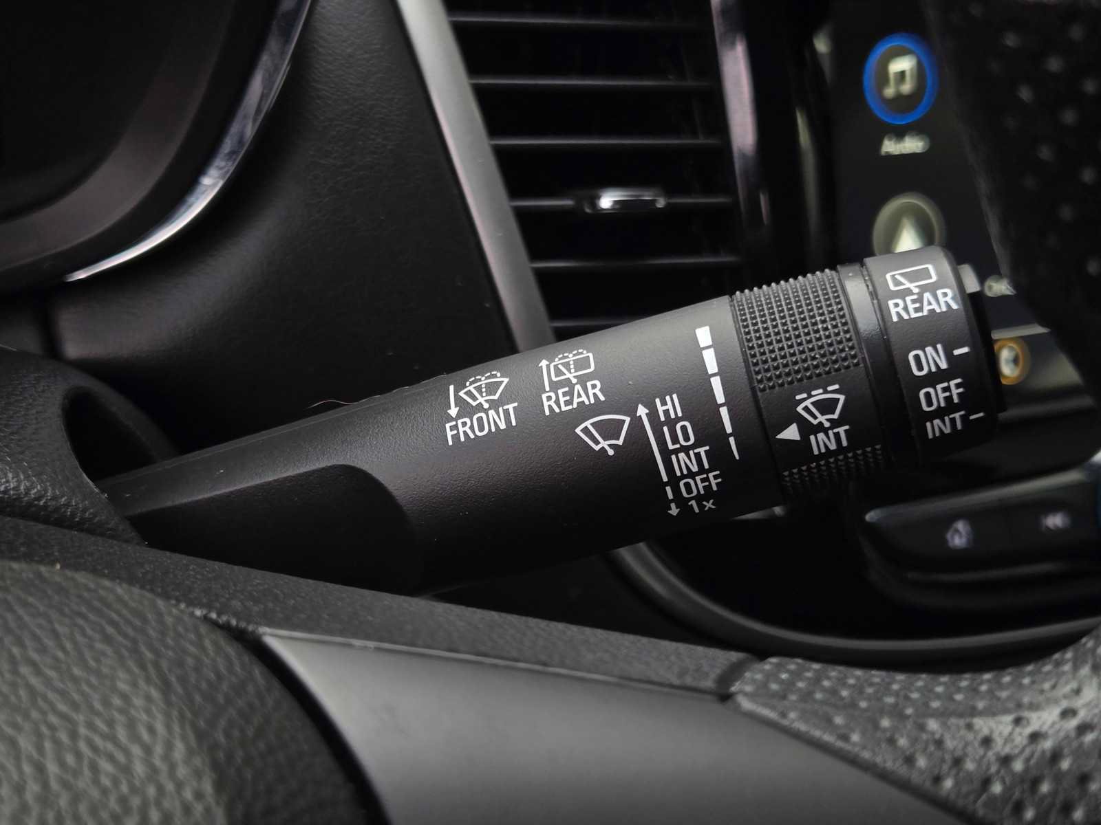 Used 2018 Chevrolet Trax LS FWD image 19