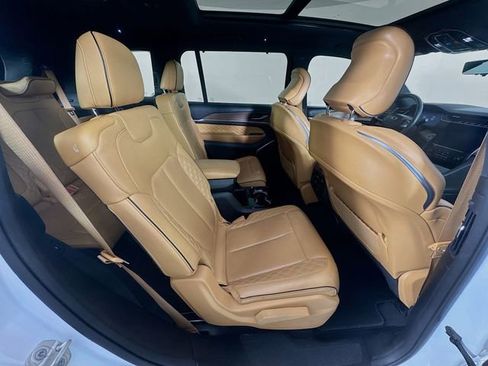 Used 2023 Jeep Grand Cherokee L Summit w/ Advanced Protech Group IV image 32