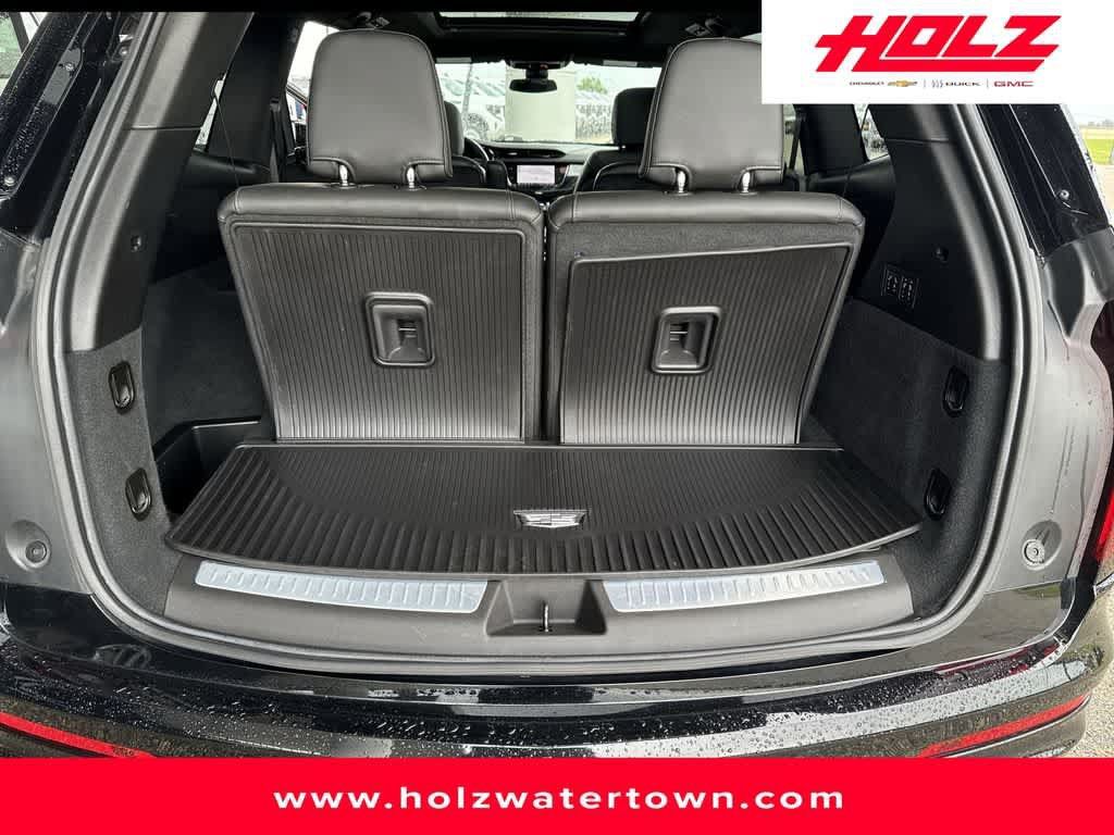 Certified 2024 Cadillac XT6 Premium Luxury w/ LPO, Floor Liner Package AWD/4WD image 21
