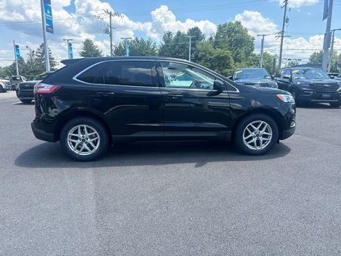 Certified 2022 Ford Edge SEL w/ Convenience Package AWD/4WD image 9