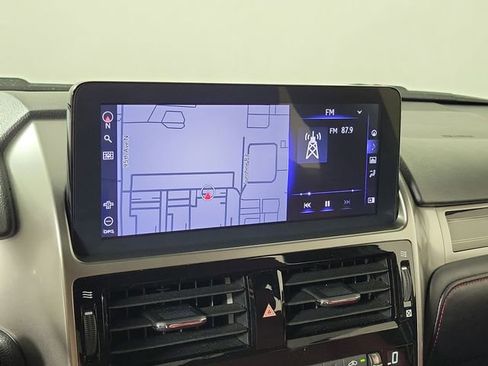 Used 2022 Lexus GX 460 Premium w/ Premium Package AWD/4WD image 29